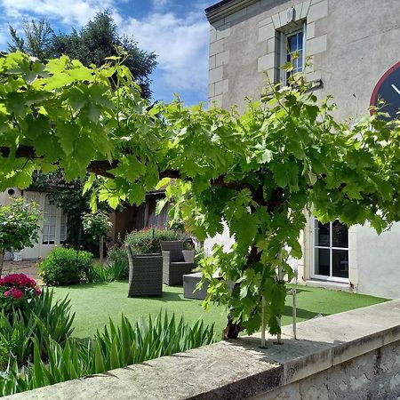 Logis Hotel Restaurant Relais De La Mothe Yzeures-sur-Creuse Exterior foto