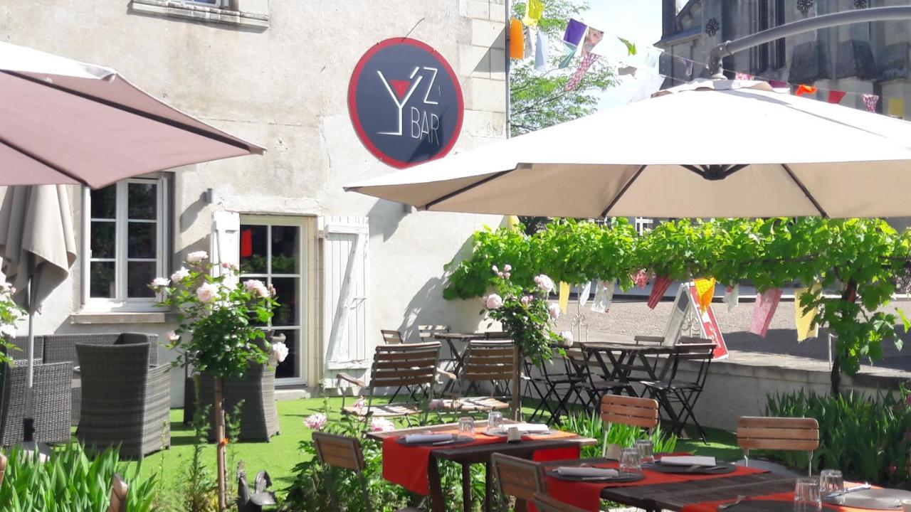 Logis Hotel Restaurant Relais De La Mothe Yzeures-sur-Creuse Exterior foto