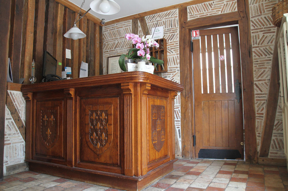 Logis Hotel Restaurant Relais De La Mothe Yzeures-sur-Creuse Exterior foto